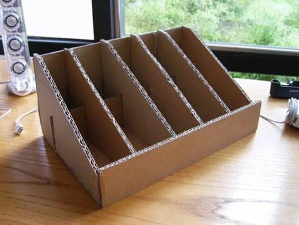 sáng tạo đồ dùng học tập từ phế liệu