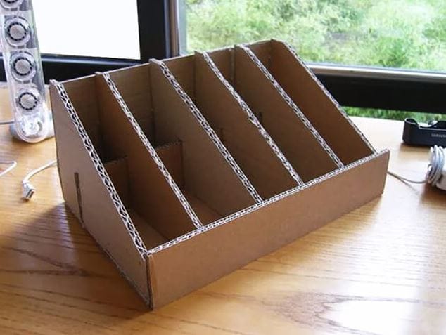 sáng tạo đồ dùng học tập từ phế liệu