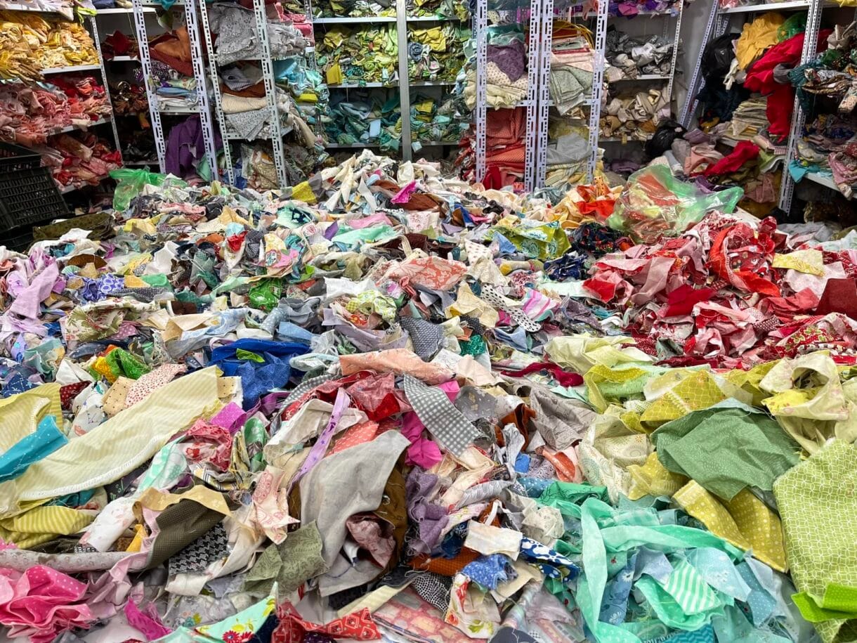 dịch vụ thu mua vải phế liệu Viễn Quang